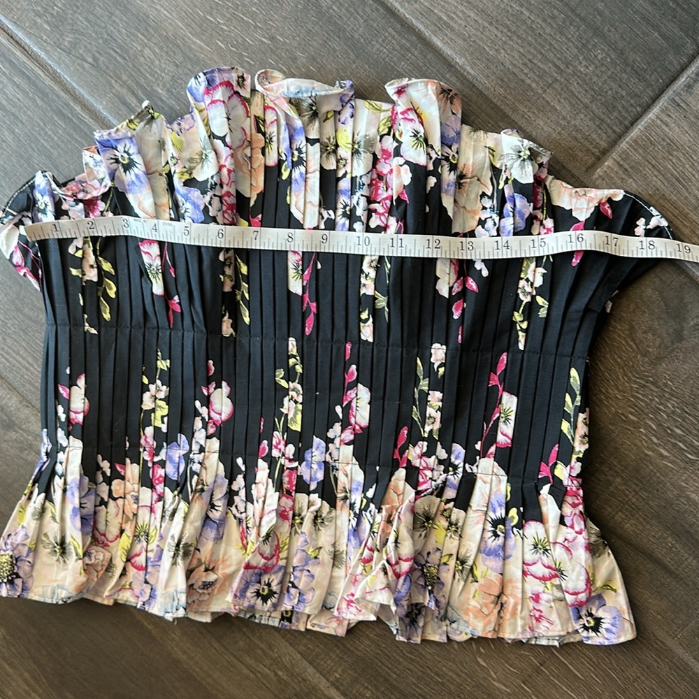 WHBM Floral Ruffle Bustier - Picture 10 of 10